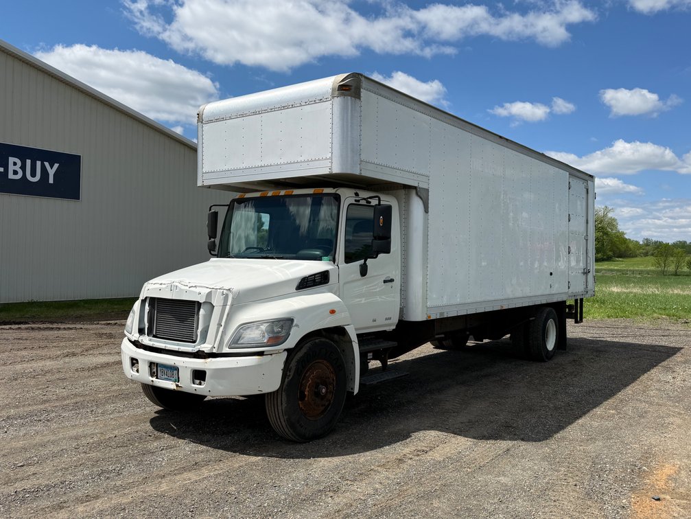 2012 Hino 268 Box Truck