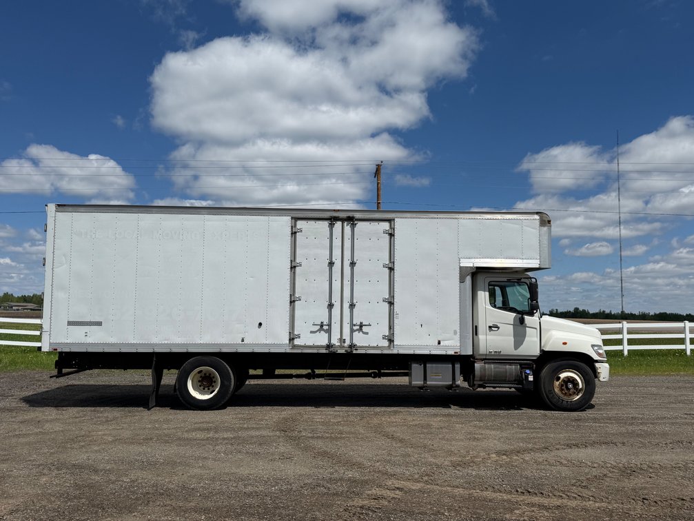 2012 Hino 268 Box Truck