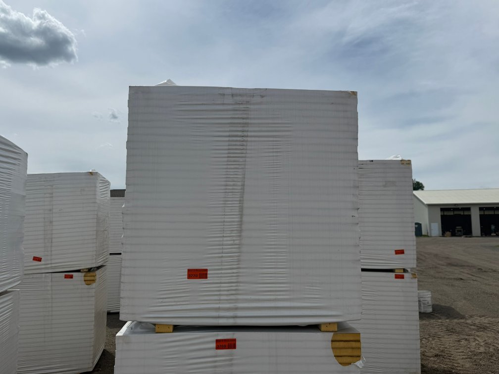 New Roofing Shingles & Insulation: Two-Tone Black Shingles, 4' x 4' & 4' x 8' Insulation (165399)