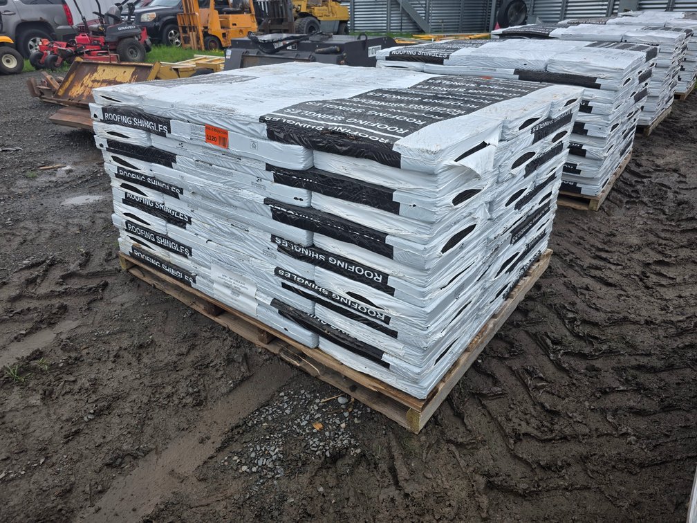 New Roofing Shingles & Insulation: Two-Tone Black Shingles, 4' x 4' & 4' x 8' Insulation (165399)