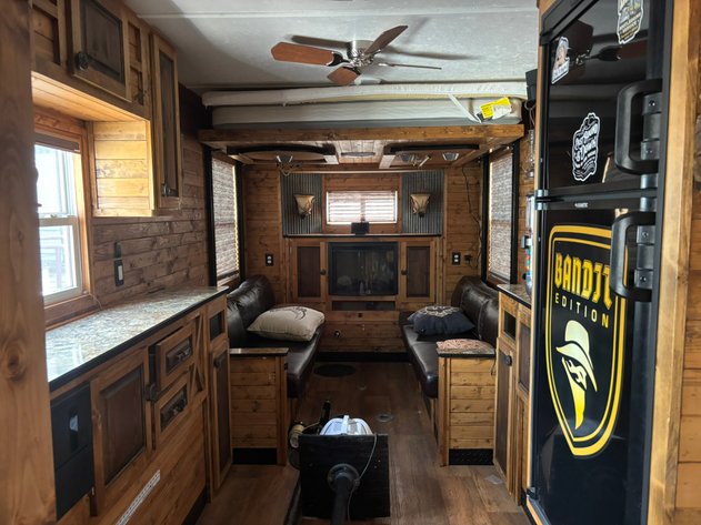 Image for 2019 American 30' Custom Fish House