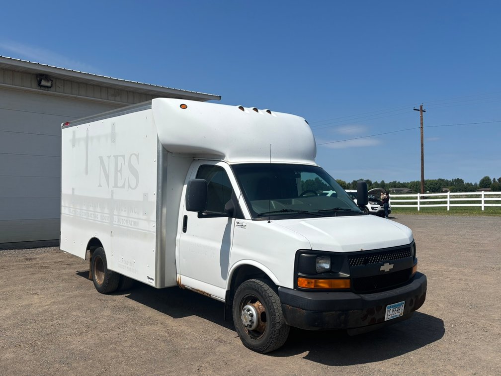 Multi-Party Box Truck, Plow Truck & Cargo Vans