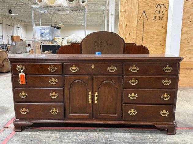 Image for Moving & Storage Company Surplus: Furniture, Appliances, Moving Equipment & More