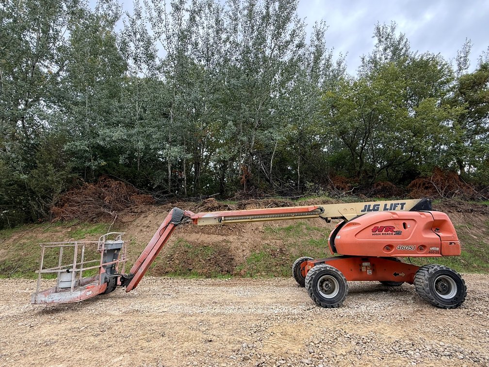 Semis, John Deere Skid Loader, JLG Boom Lift & Equipment