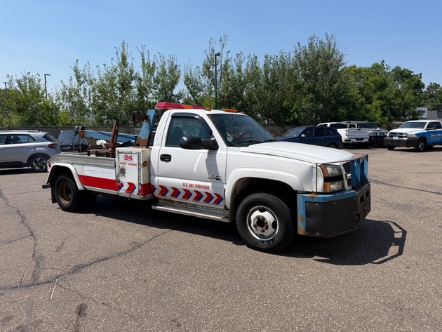 Image for Twin Cities Transport – Semi Trucks & Trailers Impound Auction #2