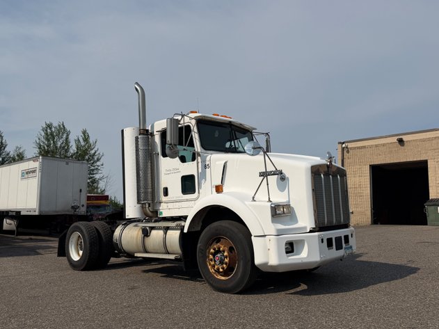 Image for Twin Cities Transport – Semi Trucks & Trailers Impound Auction #2