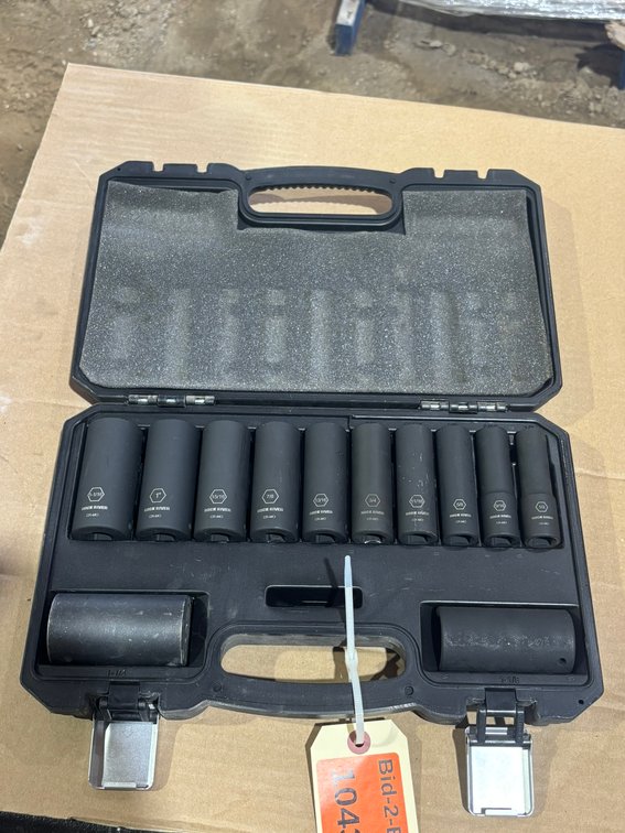 Late August Multi-Seller Tools, Equipment & Material Handling Auction