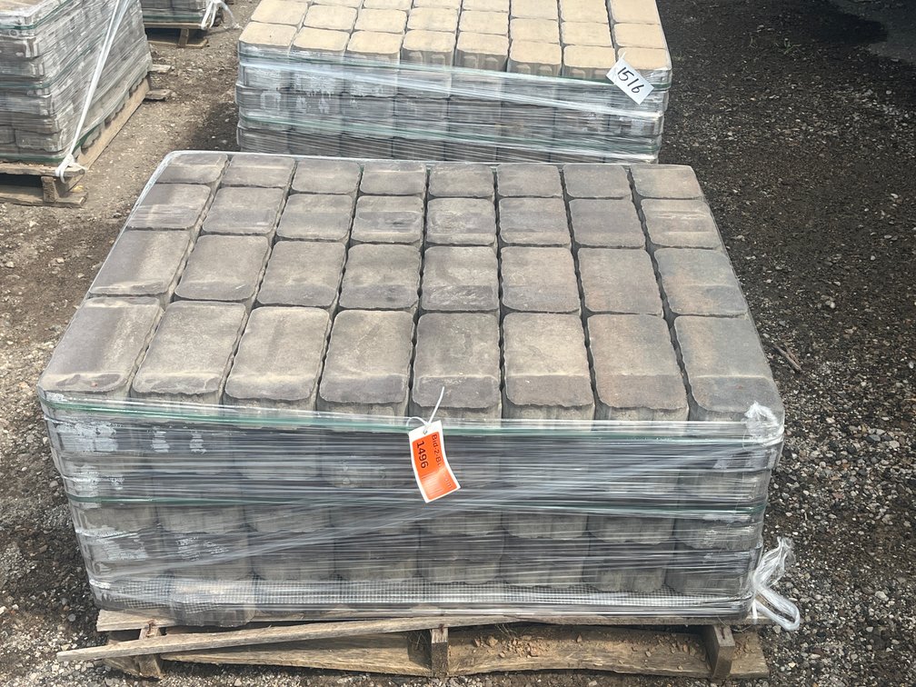 New Landscape Pavers: Assorted Colors and Styles