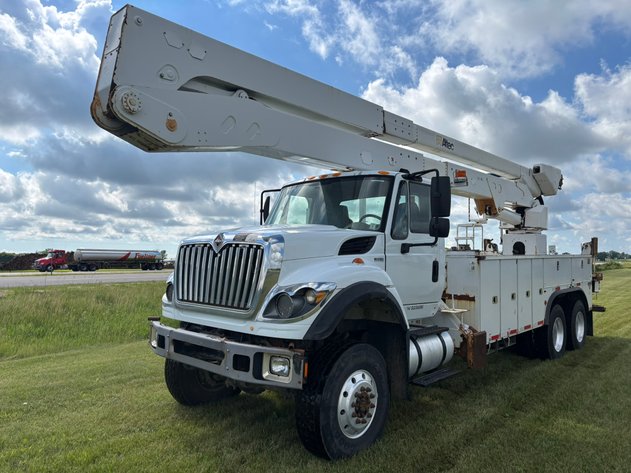 Image for Utility Equipment Auction: Altec Bucket Truck, Digger Derrick & Flatbeds