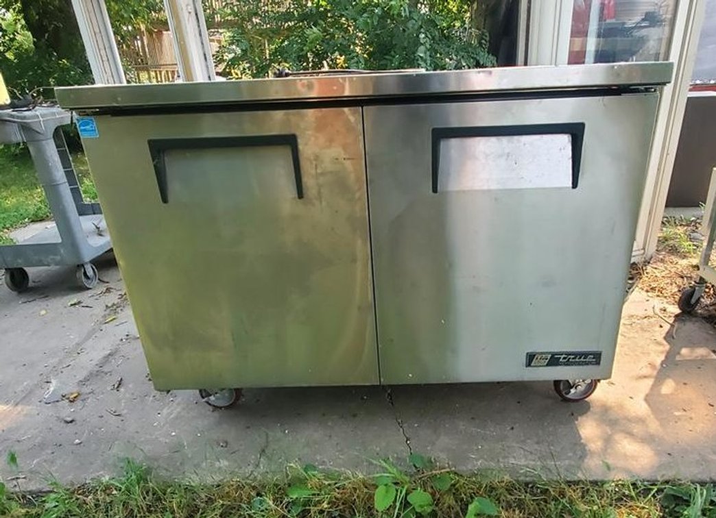 Event Center & Restaurant Equipment Disposal