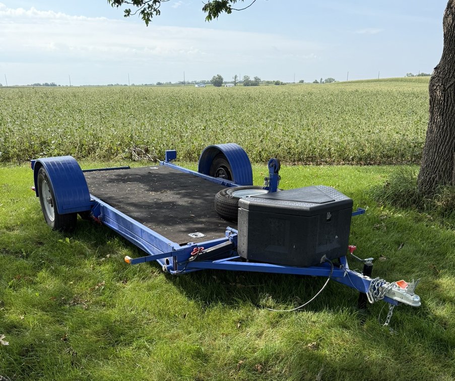 Estate Auction: Polaris Ranger, Can-Am Spyder, John Deere & Oliver Tractors, Trailers, Grain Equipment & More