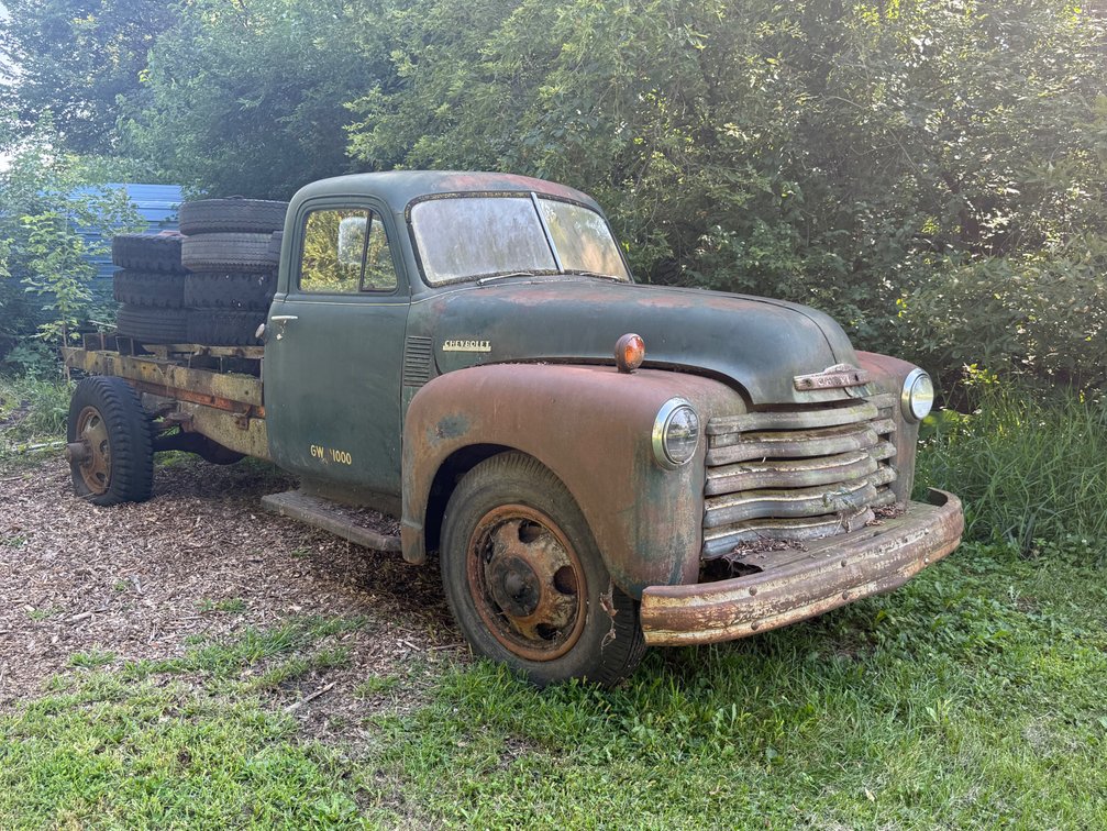 Recreational Estate Auction: 1988 Honda GL1500 Motorcycle, 1998 Chevrolet P30 Motorhome & More