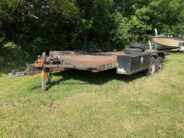 Image for Recreational Estate Auction: 1988 Honda GL1500 Motorcycle, 1998 Chevrolet P30 Motorhome & More