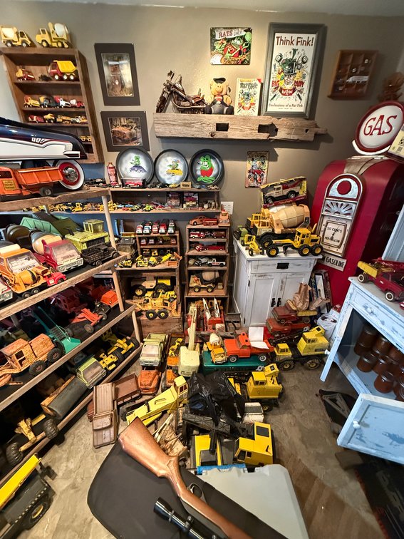 Image for Man Cave Collection Auction
