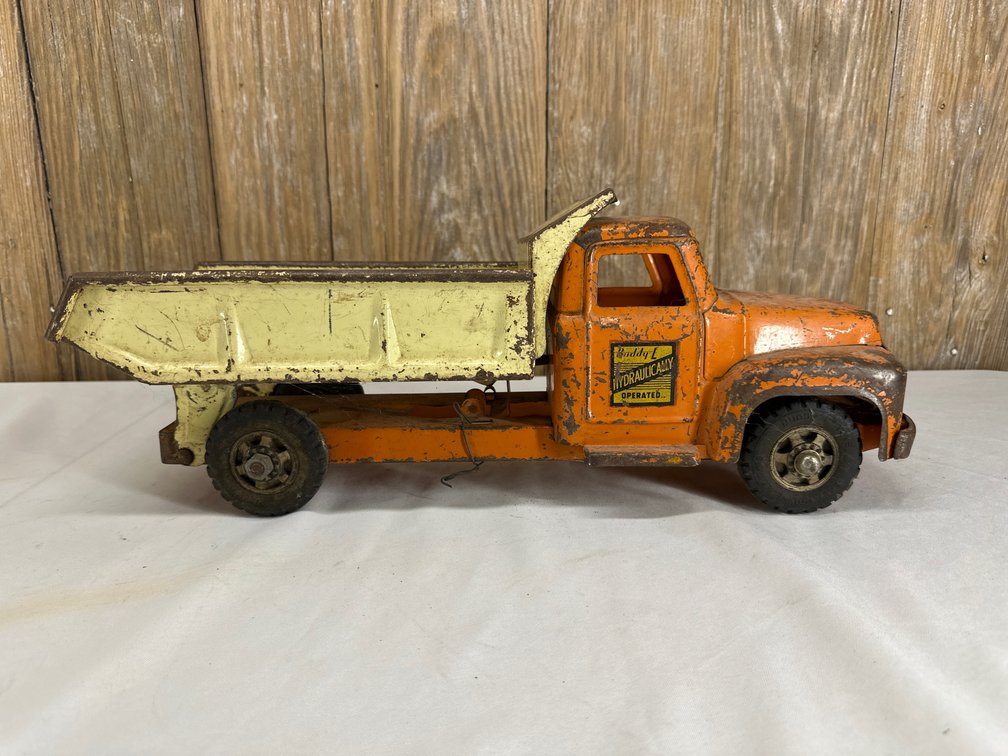 Image for Man Cave Collection Auction