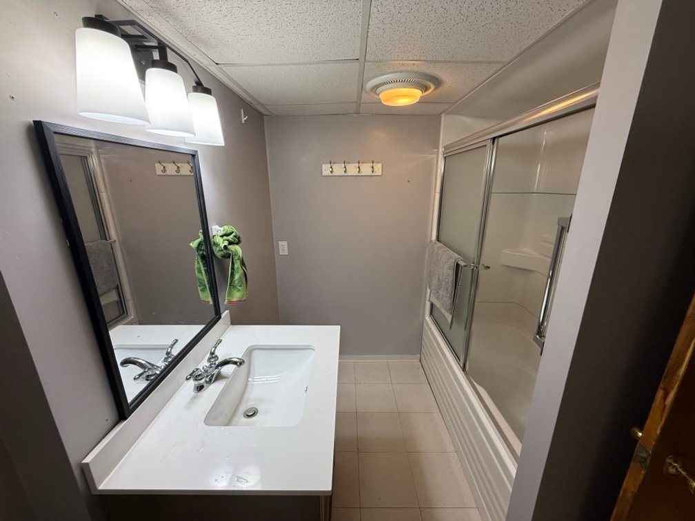 Image for Barbara Moeller Estate - Real Estate Auction