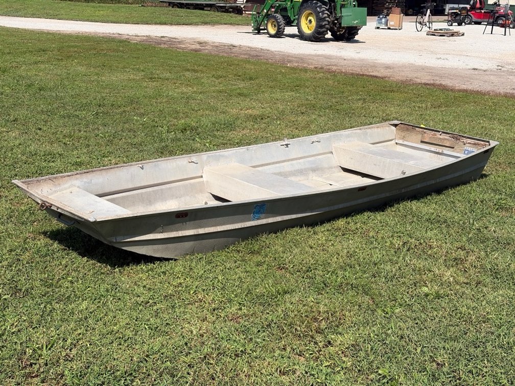 Image for Ring 2 - Pre-Harvest Equipment Auction LIVE ONLY