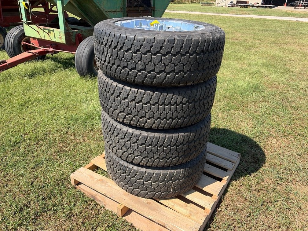 Image for Ring 2 - Pre-Harvest Equipment Auction LIVE ONLY