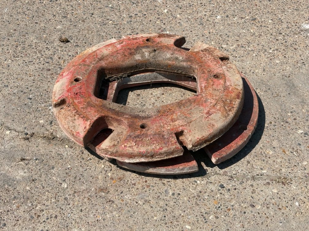 Image for Ring 2 - Pre-Harvest Equipment Auction LIVE ONLY