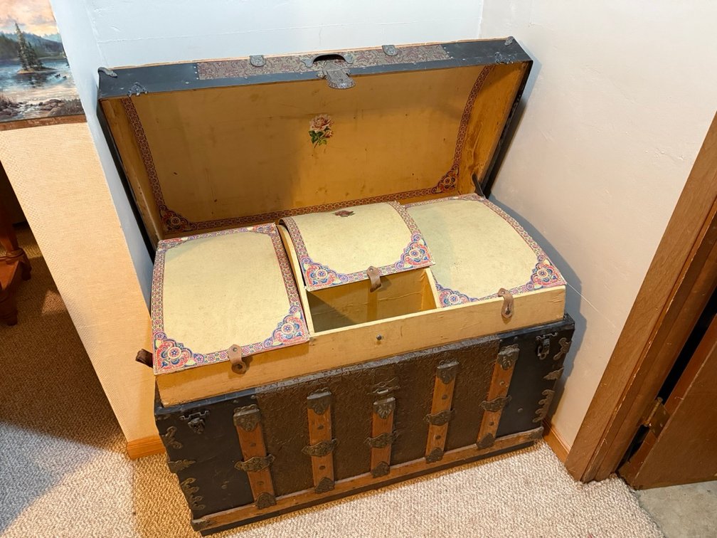 Image for Walz Moving Auction
