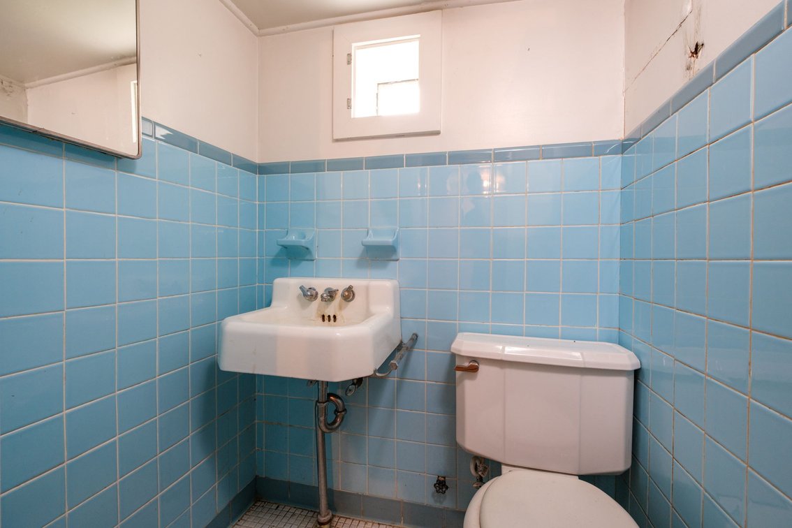 Image for Shenandoah Va 3 Bedroom Brick Home on 5 Town Lots - Separate Garage & Workshop