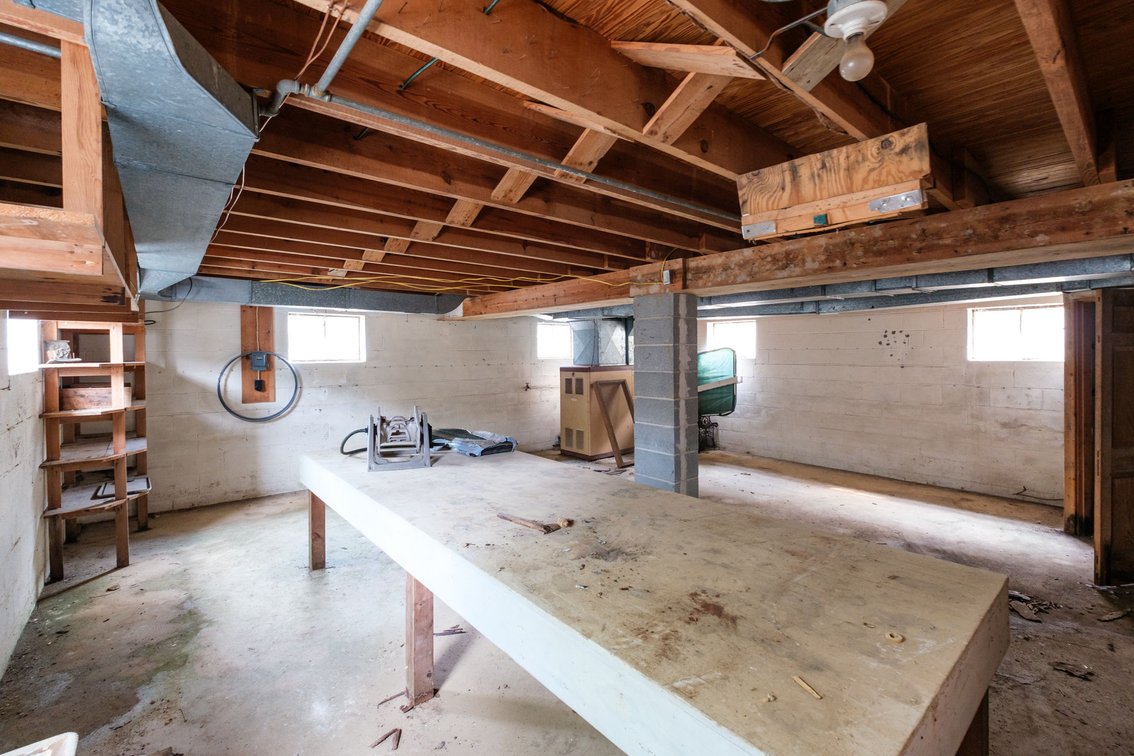 Image for Shenandoah Va 3 Bedroom Brick Home on 5 Town Lots - Separate Garage & Workshop