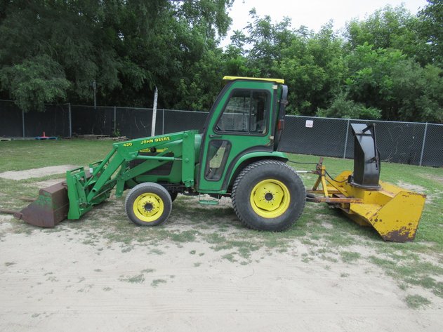 #704 Warehouse Consignment Auction