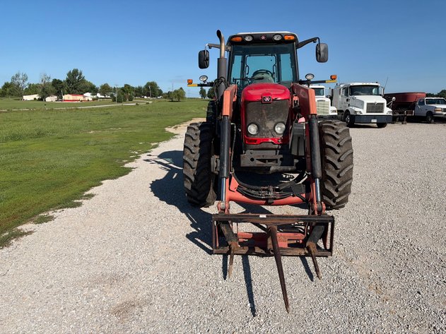 Image for 2009 Massey Ferguson 6480