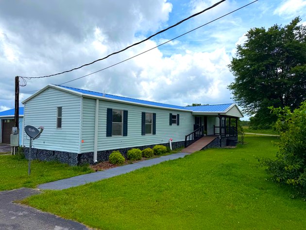 Image for Online Auction!  3 Bedroom, 2 Bath Mobile Home On 3.6 Acres+/- In Winston County, AL!