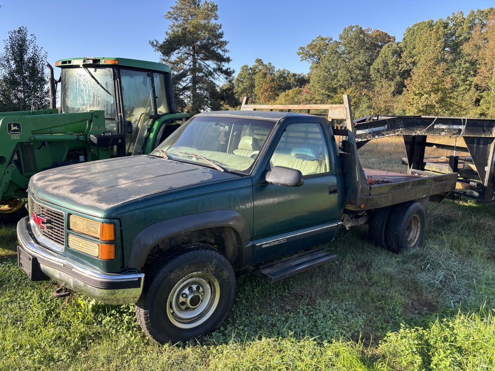 Image for LIVE ONSITE ABSOLUTE FARM EQUIPMENT AUCTION!