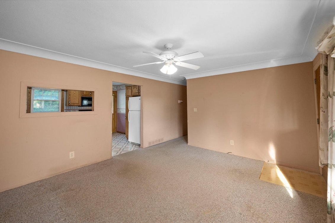 Image for Minimum Bid $135,000 Online Auction 8117 Angola Rd. Holland, OH 43528