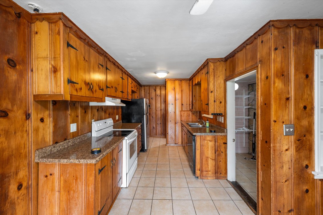 Image for SOLD! Minimum Bid $180,000 Online Auction 7230 Stitt Rd. Waterville, OH