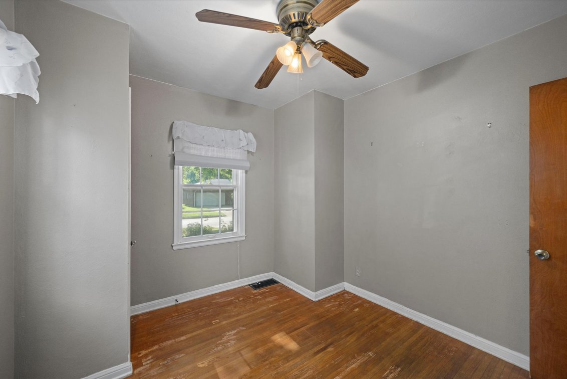 Image for PENDING! Online Auction 616 Bronx Dr. Toledo, OH 43609