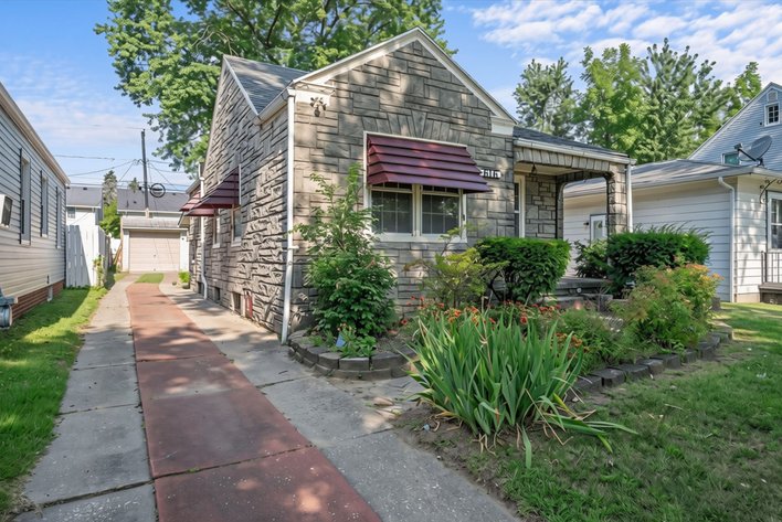 Image for PENDING! Online Auction 616 Bronx Dr. Toledo, OH 43609