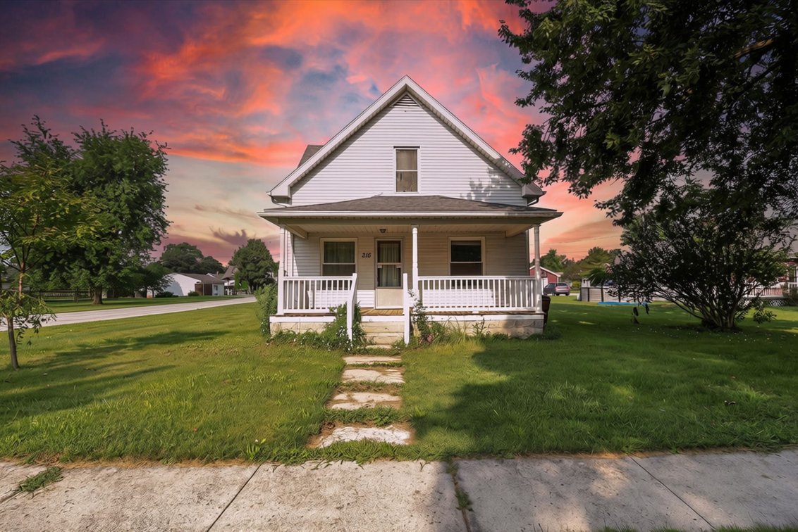 Image for Minimum Bid $75,000 Online Auction 315 Third St. Clay Center, OH 43408