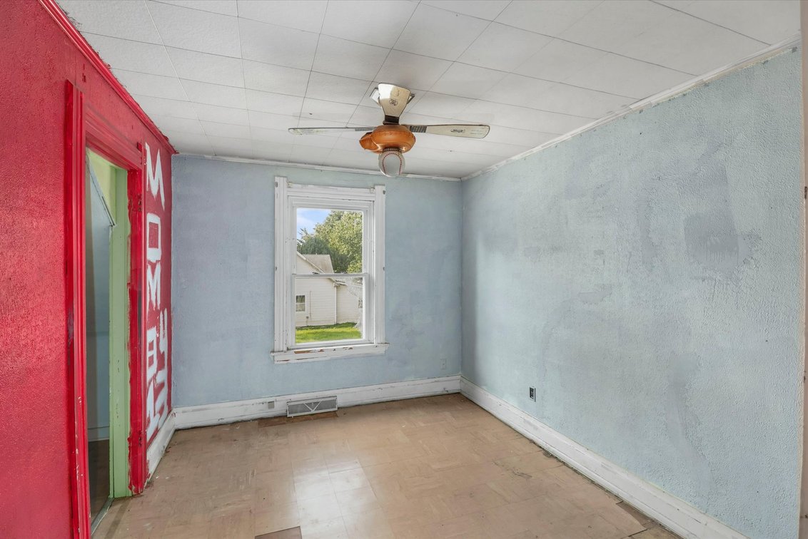 Image for Minimum Bid $75,000 Online Auction 315 Third St. Clay Center, OH 43408