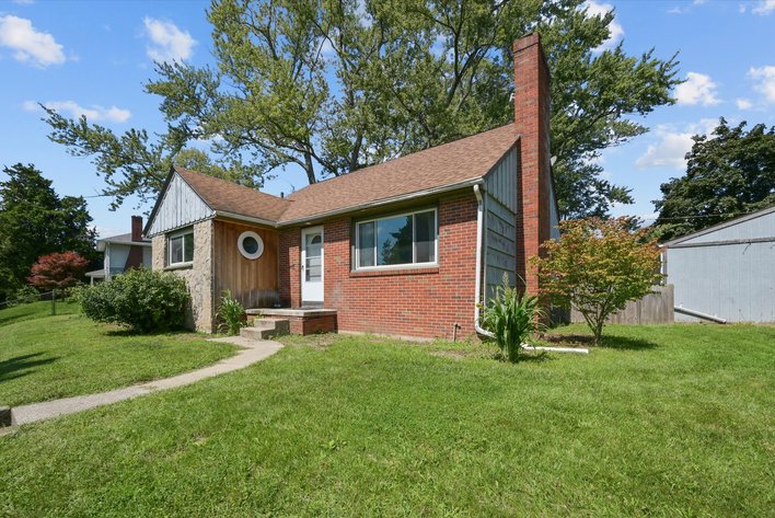Image for Minimum Bid $99,900 Online Auction 4130 Dorchester Dr. Toledo, OH 43607