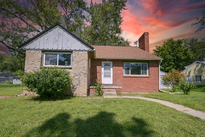 Image for Minimum Bid $99,900 Online Auction 4130 Dorchester Dr. Toledo, OH 43607