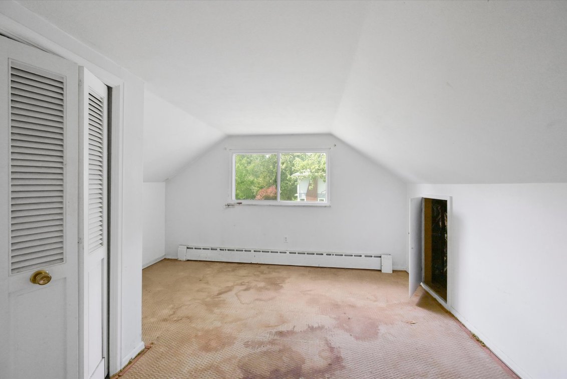 Image for Minimum Bid $99,900 Online Auction 4130 Dorchester Dr. Toledo, OH 43607