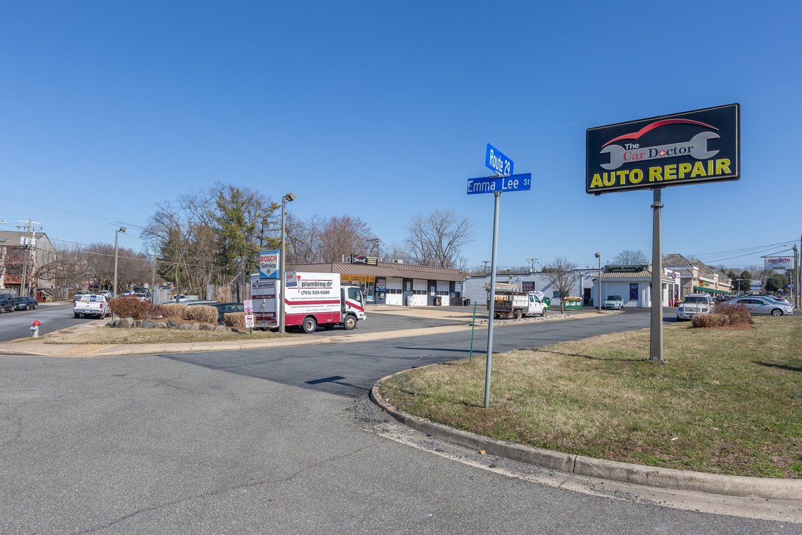 Image for Recently Remodeled Commercial Building (