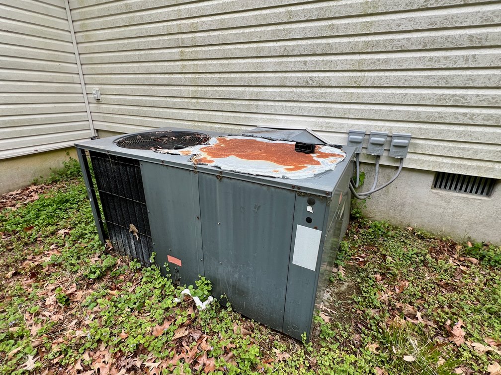 Image for 3 BR/2 BA Mobile Home on .28 +/- Acre Lot in Colonial Beach, VA...Only 1/2 Mile From the Water--SELLING to the HIGHEST BIDDER via ONLINE ONLY BIDDING!!