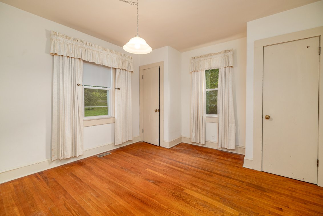 Image for 4 BR/2.5 BA Brick Home w/Basement on Large Corner Lot in the Town of Victoria, VA--ONLINE ONLY BIDDING!!