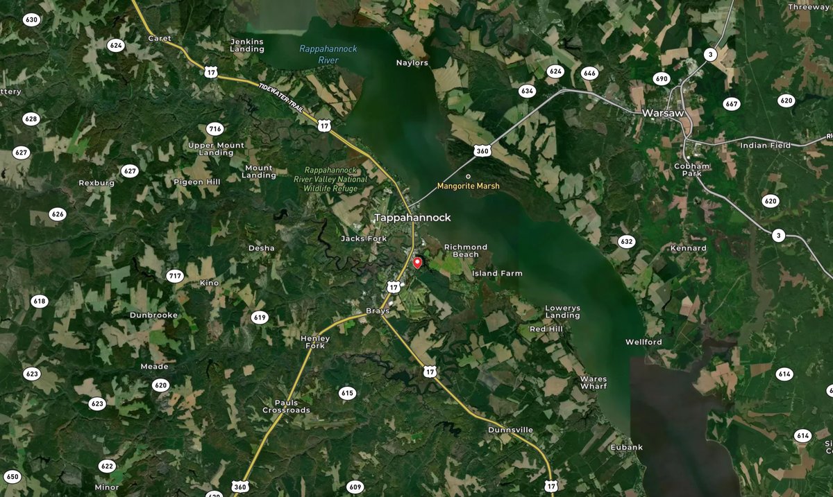 Image for 3 BR/2 BA Lake Front Home w/Detached Garage/Shop on .5 +/- Acre Lot in the Old Creek Neighborhood of Tappahannock, VA--ONLINE ONLY BIDDING!!