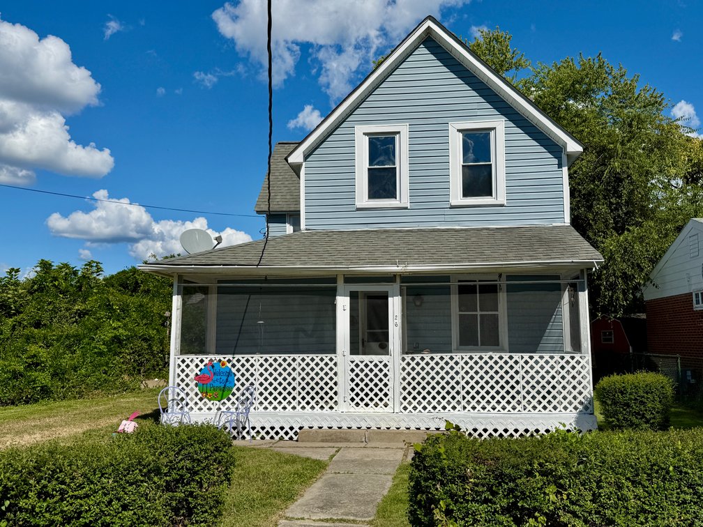 Image for 4 BR/2 BA Home Nestled Between Monroe Bay & The Potomac River in Downtown Colonial Beach, VA--SELLING to the HIGHEST BIDDER via ONLINE ONLY BIDDING!!