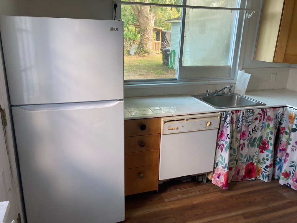 Image for 4 BR/2 BA Home Nestled Between Monroe Bay & The Potomac River in Downtown Colonial Beach, VA--SELLING to the HIGHEST BIDDER via ONLINE ONLY BIDDING!!