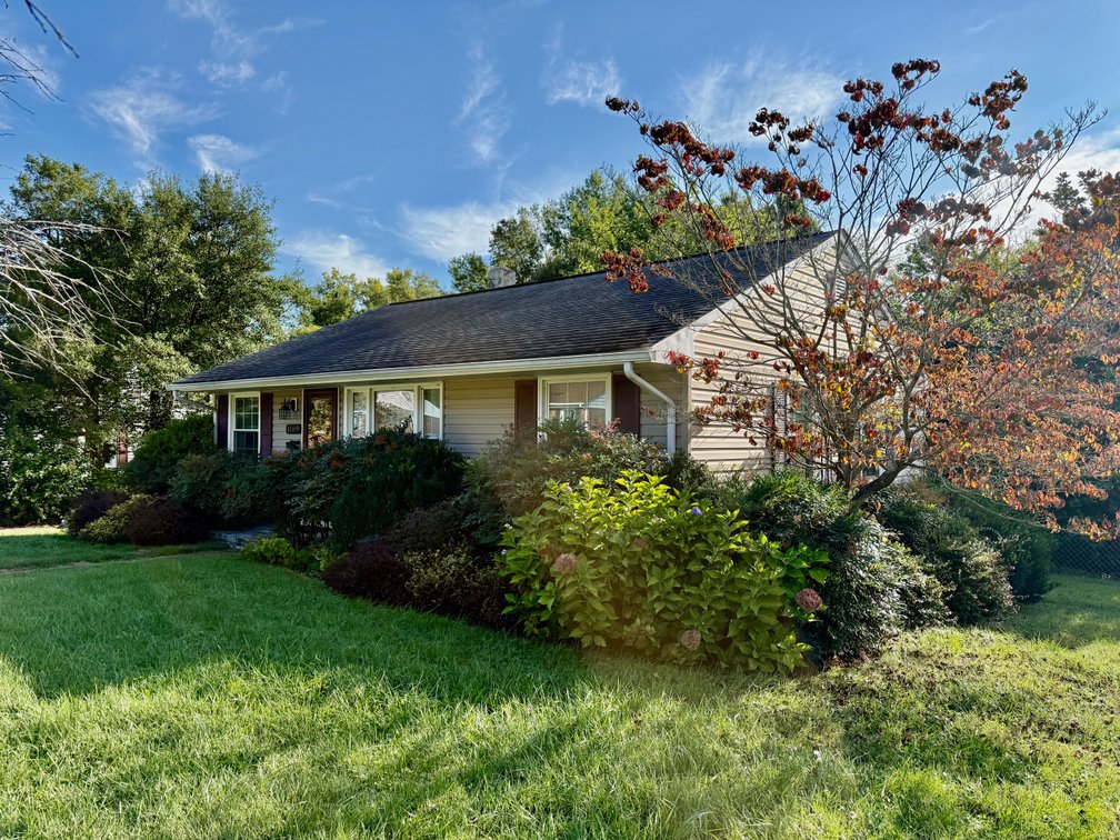 Image for 3 BR/1 BA Home w/Fenced Yard Near Downtown Culpeper, VA--SELLING to the HIGHEST BIDDER via ONLINE ONLY BIDDING!!