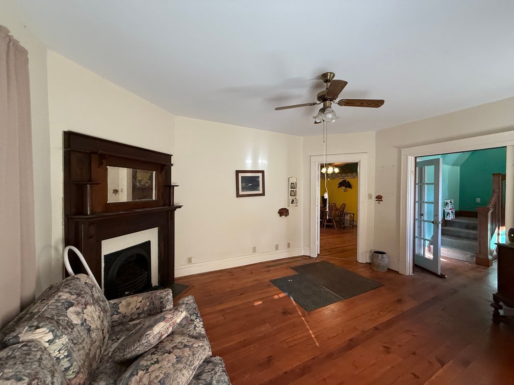Image for 5 BR/2 BA Home on 1 +/- Acre Lot in The Town of Gordonsville, VA--ONLINE ONLY BIDDING!!