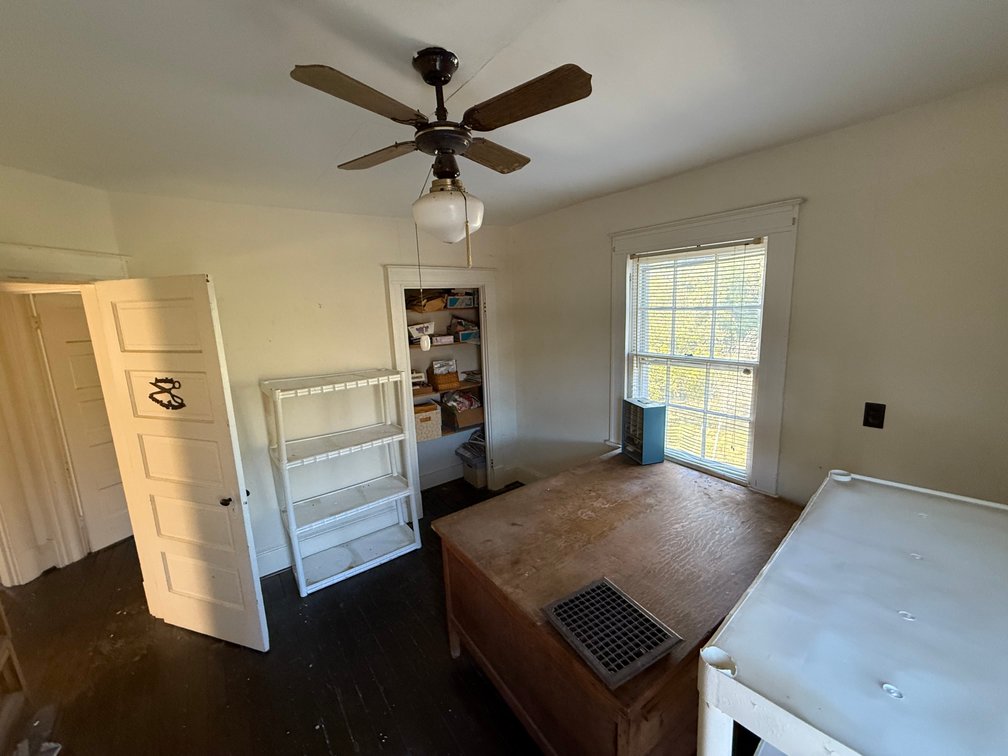 Image for 5 BR/2 BA Home on 1 +/- Acre Lot in The Town of Gordonsville, VA--ONLINE ONLY BIDDING!!