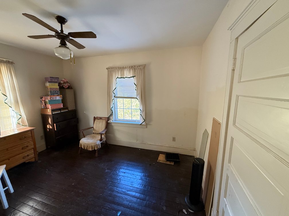 Image for 5 BR/2 BA Home on 1 +/- Acre Lot in The Town of Gordonsville, VA--ONLINE ONLY BIDDING!!