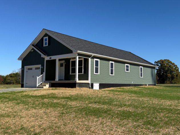 NEW CONSTRUCTION!!  3 BR/2 BA Home on .92 +/- Acre Lot w/New Home Warranty in Orange County, VA